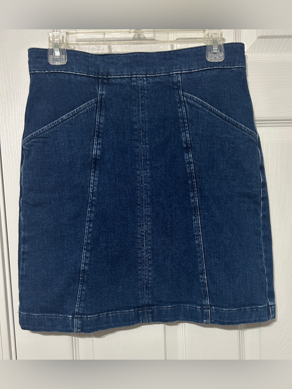 Boden Women’s Blue Denim Mini Skirt Zip Back Pockets Size 6